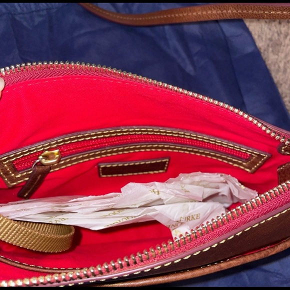 🌱NWT🌱Dooney & Bourke Florentine Leather “Ginger” Crossbody - Picture 3 of 4